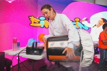 Com passagens por diversas RAs do Distrito Federal, o Ciência na Estrada fortalece a popularização científica e amplia oportunidades de contato com áreas estratégicas para o futuro - (crédito: Divulgação/Secti-DF)
Com passagens por diversas RAs do Distrito Federal, o Ciência na Estrada fortalece a popularização científica e amplia oportunidades de contato com áreas estratégicas para o futuro - (crédito: Divulgação/Secti-DF)