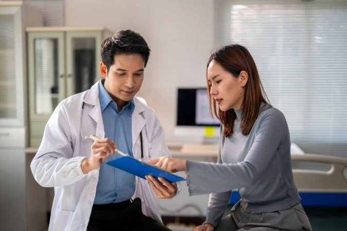 A segurança deve ser prioridade para a realização de uma cirurgia plástica (Imagem: Wasana Kunpol | Shutterstock) - (crédito: EdiCase) A segurança deve ser prioridade para a realização de uma cirurgia plástica (Imagem: Wasana Kunpol | Shutterstock) - (crédito: EdiCase)