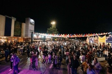 Os eventos reúnem música ao vivo, apresentação de quadrilhas e muito mais - (crédito: Sesc-DF/@dneyjustino) Os eventos reúnem música ao vivo, apresentação de quadrilhas e muito mais - (crédito: Sesc-DF/@dneyjustino)