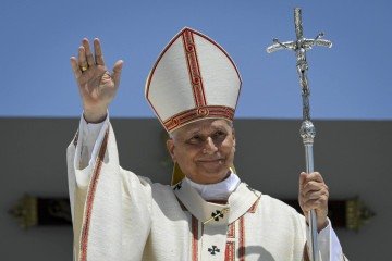 As primeiras palavras de Leão XIV, em 8 de maio de 2025, já indicavam o tom que marcaria o pontificado - (crédito: SIMONE RISOLUTI / VATICAN MEDIA / AFP) As primeiras palavras de Leão XIV, em 8 de maio de 2025, já indicavam o tom que marcaria o pontificado - (crédito: SIMONE RISOLUTI / VATICAN MEDIA / AFP)