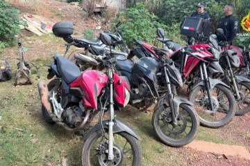 Motos foram apreendidas no Sol Nascente - (crédito: PMDF/Divulgação) Motos foram apreendidas no Sol Nascente - (crédito: PMDF/Divulgação)