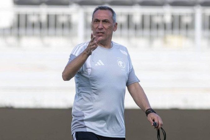 Técnico da Arábia Saudita valoriza ponto contra o Uruguai
