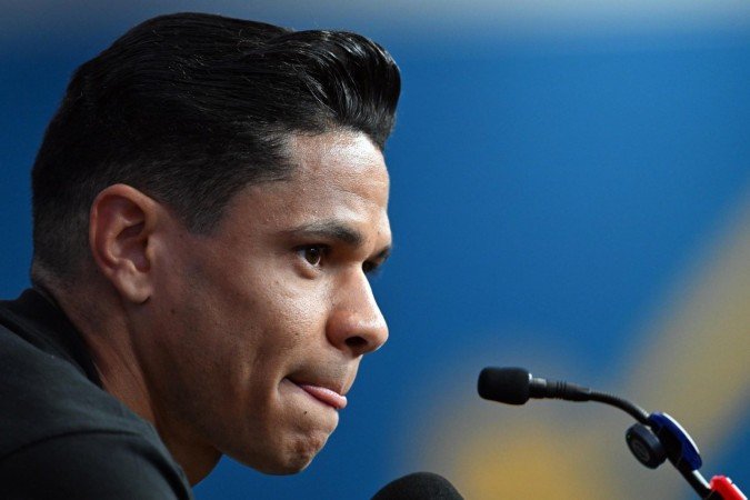 Douglas Santos agradeceu pelo carinho das torcidas do Atlético-MG e do Náutico, clubes pelos quais ele jogou - (crédito: Mauro Pimentel/AFP) Douglas Santos agradeceu pelo carinho das torcidas do Atlético-MG e do Náutico, clubes pelos quais ele jogou - (crédito: Mauro Pimentel/AFP)