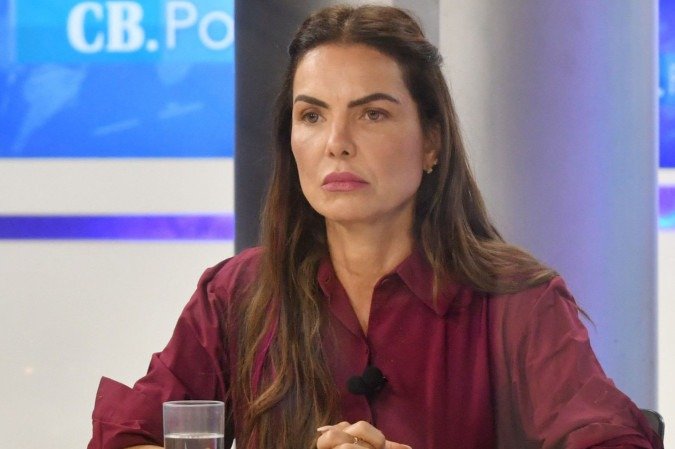 Candidata ao GDF destaca o número de eleitores indecisos e afirma que seguirá apresentando propostas para áreas consideradas prioritárias pela população - (crédito: Ed Alves/CB/D.A Press) Candidata ao GDF destaca o número de eleitores indecisos e afirma que seguirá apresentando propostas para áreas consideradas prioritárias pela população - (crédito: Ed Alves/CB/D.A Press)