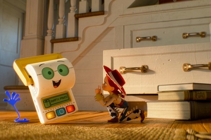 O novato Amigo Rolinho e a protagonista Jessie em cena
de Toy Story 5 - (crédito: Fotos: Disney/Pixar) O novato Amigo Rolinho e a protagonista Jessie em cena
de Toy Story 5 - (crédito: Fotos: Disney/Pixar)