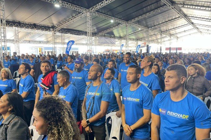 A próxima etapa do RenovaDF começa nesta quarta-feira (17), dando continuidade à política de qualificação profissional e recuperação de espaços públicos que tem beneficiado milhares de moradores do Distrito Federal - (crédito: Foto: Davi Cruz/C.B/C.A Press) A próxima etapa do RenovaDF começa nesta quarta-feira (17), dando continuidade à política de qualificação profissional e recuperação de espaços públicos que tem beneficiado milhares de moradores do Distrito Federal - (crédito: Foto: Davi Cruz/C.B/C.A Press)