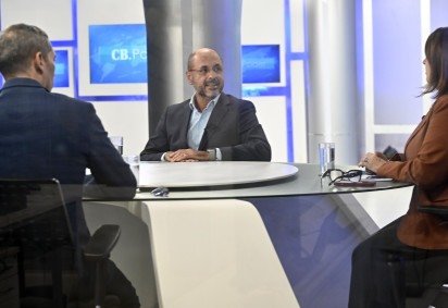 No CB.Poder, o diretor do Opini&atilde;o Intelig&ecirc;ncia Pol&iacute;tica, Alexandre Garcia, analisa os dados da pesquisa Correio/OPINI&Atilde;O Intelig&ecirc;ncia Pol&iacute;tica. Na bancada, os jornalistas Ana Maria Campos e Carlos Alexandre de Souza -  (crédito:  Ed Alves/CB/D.A Press) -No CB.Poder, o diretor do Opini&atilde;o Intelig&ecirc;ncia Pol&iacute;tica, Alexandre Garcia, analisa os dados da pesquisa Correio/OPINI&Atilde;O Intelig&ecirc;ncia Pol&iacute;tica. Na bancada, os jornalistas Ana Maria Campos e Carlos Alexandre de Souza -  (crédito:  Ed Alves/CB/D.A Press)