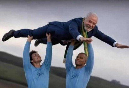 Montagem que circula nas redes sociais mostra o presidente Lula praticando o rope jump -  (crédito: Reprodu&ccedil;&atilde;o Redes Sociais)