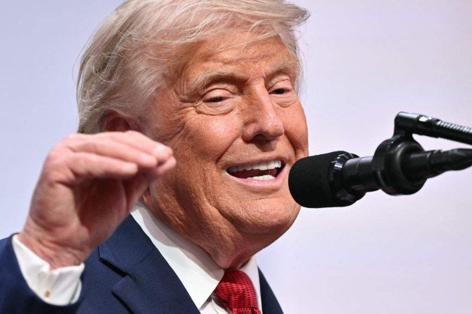 Nos Estados Unidos, a imprensa criticou duramente o memorando de entendimento, que oferece enormes vantagens financeiras ao Irã, sem exigir o desmantelamento de sua infraestrutura nuclear - (crédito: AFP) Nos Estados Unidos, a imprensa criticou duramente o memorando de entendimento, que oferece enormes vantagens financeiras ao Irã, sem exigir o desmantelamento de sua infraestrutura nuclear - (crédito: AFP)