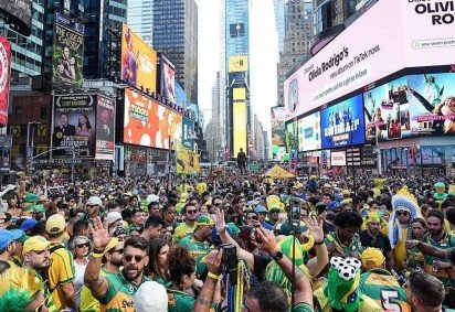 Morten Oftedal gastou o equivalente a cerca de R$ 20 mil para levar seu pai de 82 anos e sua esposa para assistir ao jogo Noruega 4x1 Iraque, em Boston, nos Estados Unidos -  (crédito: Getty Images) -Morten Oftedal gastou o equivalente a cerca de R$ 20 mil para levar seu pai de 82 anos e sua esposa para assistir ao jogo Noruega 4x1 Iraque, em Boston, nos Estados Unidos -  (crédito: Getty Images)