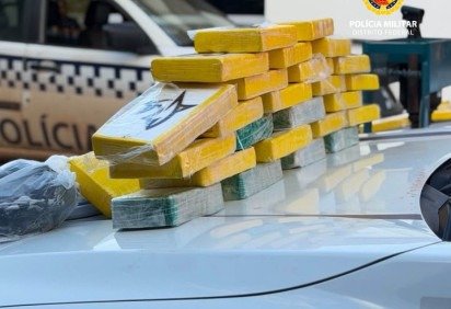 Operação desmonta laboratório de drogas e gera prejuízo de R$ 2 milhões
 -  (crédito: Divulgação/PMDF) -Operação desmonta laboratório de drogas e gera prejuízo de R$ 2 milhões
 -  (crédito: Divulgação/PMDF)