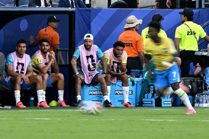 Recuperado de lesão da panturrilha, Neymar é cotado para estrear na quarta-feira (24/6), contra a Escócia - (crédito: Jewel SAMAD / AFP) Recuperado de lesão da panturrilha, Neymar é cotado para estrear na quarta-feira (24/6), contra a Escócia - (crédito: Jewel SAMAD / AFP)