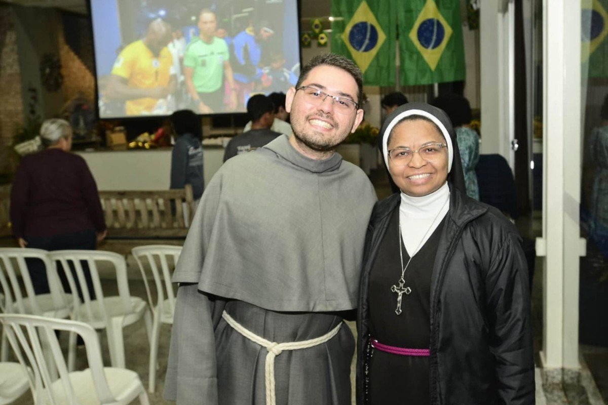 Frade Francisco Bruno e a freira  Elka Cristina est&atilde;o confiantes para o jogo