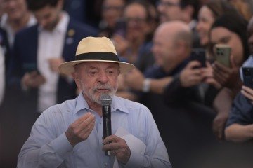 O presidente brasileiro ainda reiterou a continuidade na ajuda humanitária para a reconstrução da Venezuela - (crédito: Leandro Couri/EM/D.A.Press) O presidente brasileiro ainda reiterou a continuidade na ajuda humanitária para a reconstrução da Venezuela - (crédito: Leandro Couri/EM/D.A.Press)