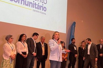 Celina leão participa de entrega de medalhas aos líderes comunitários - (crédito: Davi Cruz/CB/D.A Press) Celina leão participa de entrega de medalhas aos líderes comunitários - (crédito: Davi Cruz/CB/D.A Press)