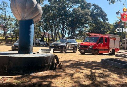 Corpo foi encontrado na manh&atilde; deta sexta (19/6) -  (crédito: CBMDF/Divulga&ccedil;&atilde;o)