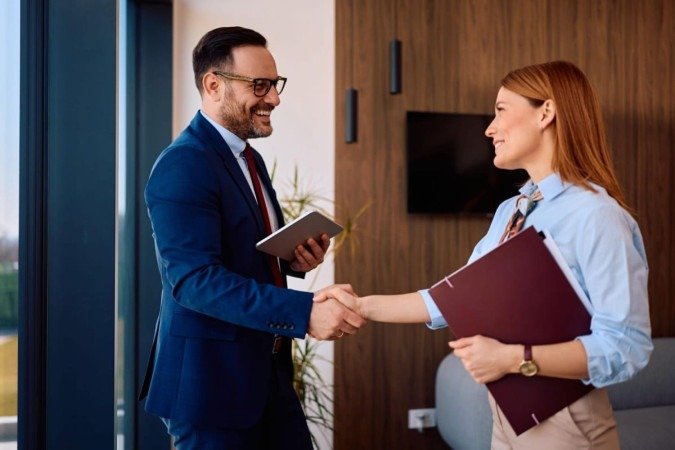 O crescimento de pequenos negócios está menos ligado a vendas isoladas e mais à forma como organizam processos, finanças e decisões estratégicas (Imagem: Drazen Zigic | Shutterstock) - (crédito: EdiCase) O crescimento de pequenos negócios está menos ligado a vendas isoladas e mais à forma como organizam processos, finanças e decisões estratégicas (Imagem: Drazen Zigic | Shutterstock) - (crédito: EdiCase)