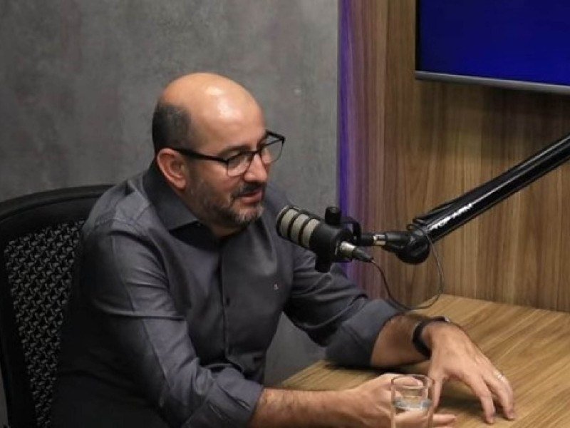 'O futebol pode gerar adesão a uma ideia, mas também pode anestesiar' -  (crédito: Reprodução)