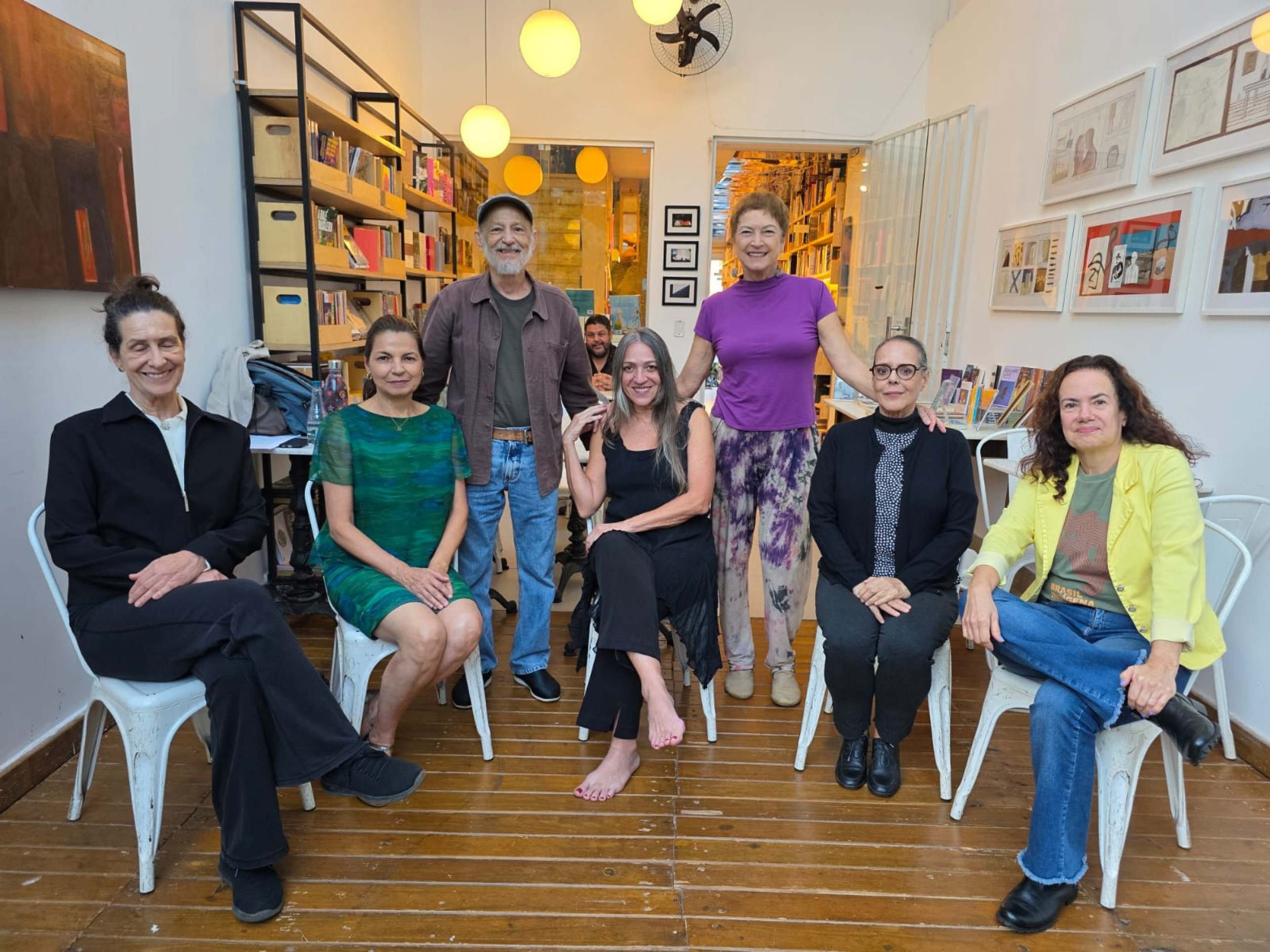 Bid&ocirc; Galv&atilde;o, Carmen Moretzsohn, Jo&atilde;o Ant&ocirc;nio, Elizabeth Maia, Maria L&uacute;cia Verdi, Kuka Escosteguy e Adriana Mariz participam de lan&ccedil;amento de Mulheres contam