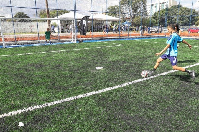 Ambos os irm&atilde;os passar&atilde;o &agrave; treinar no novo campo de Taguatinga