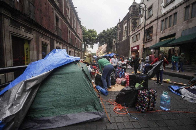 Após 19 dias de manifestação as ruas da Cidade do México estão sendo liberadas - (crédito: Ernesto Guzmán | Araceli López) Após 19 dias de manifestação as ruas da Cidade do México estão sendo liberadas - (crédito: Ernesto Guzmán | Araceli López)