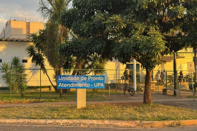 Homem de 49 anos morreu dentro da UPA do Recanto das Emas - (crédito: Eduardo Fernandes/ CB/ DA PRESS) Homem de 49 anos morreu dentro da UPA do Recanto das Emas - (crédito: Eduardo Fernandes/ CB/ DA PRESS)