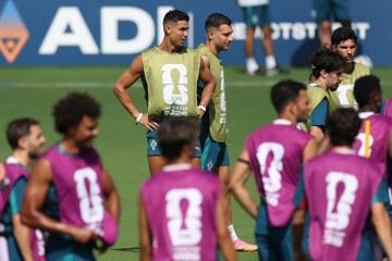 Líder técnico português há mais de uma década, atacante disputa o sexto Mundial da carreira aos 41 anos. Desempenho, porém, é oscilante - (crédito: Patricia de Melo Moreira/AFP) Líder técnico português há mais de uma década, atacante disputa o sexto Mundial da carreira aos 41 anos. Desempenho, porém, é oscilante - (crédito: Patricia de Melo Moreira/AFP)