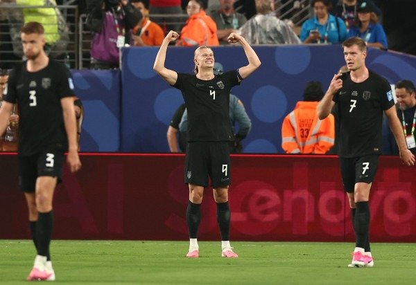 Halland -  (crédito: CHARLY TRIBALLEAU / AFP)