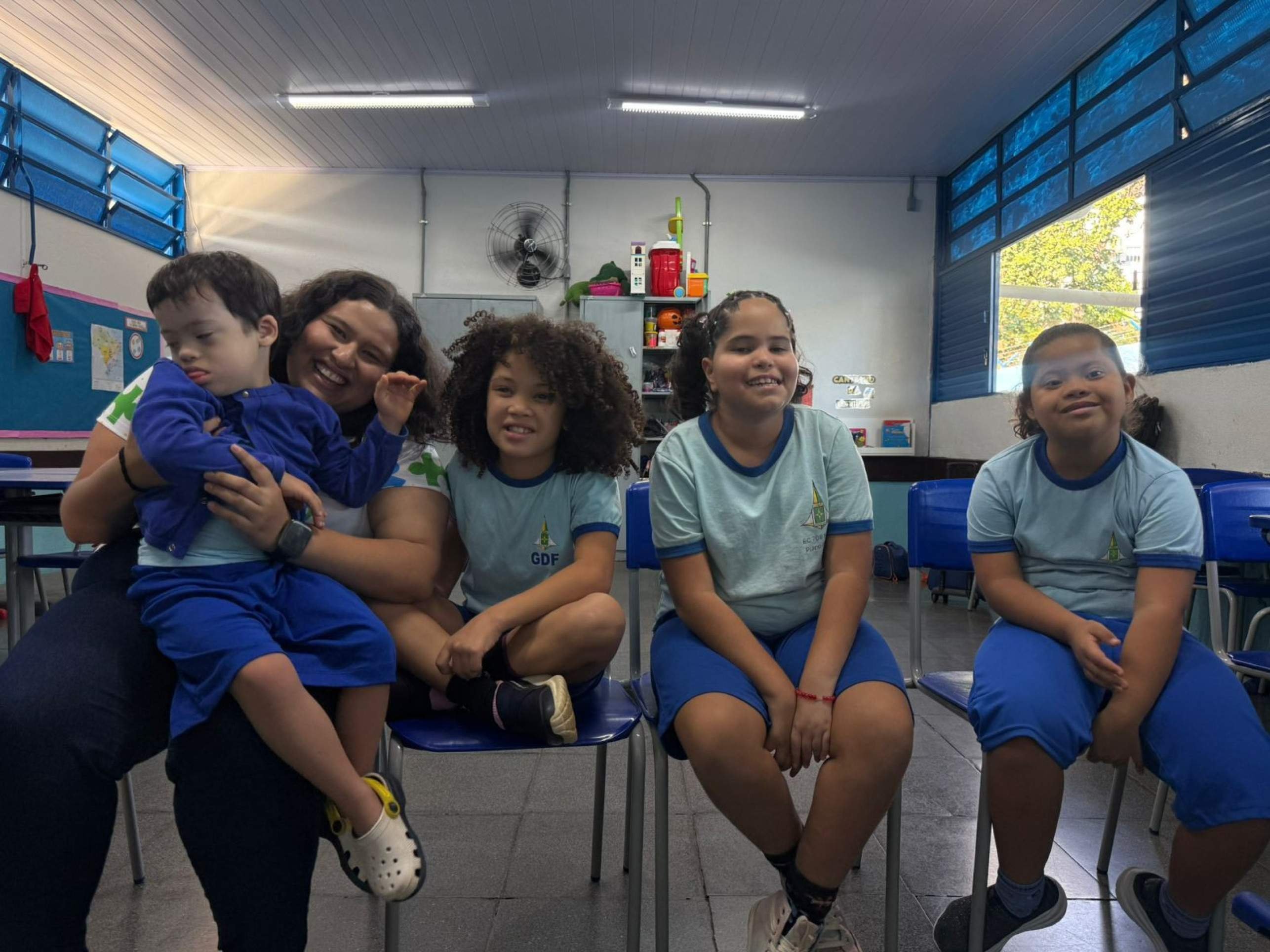 Aluno da Classe Especial: Tiago Torres; Liz Helena Moraes; Mait&ecirc; Franca e Sofia Cardoso
