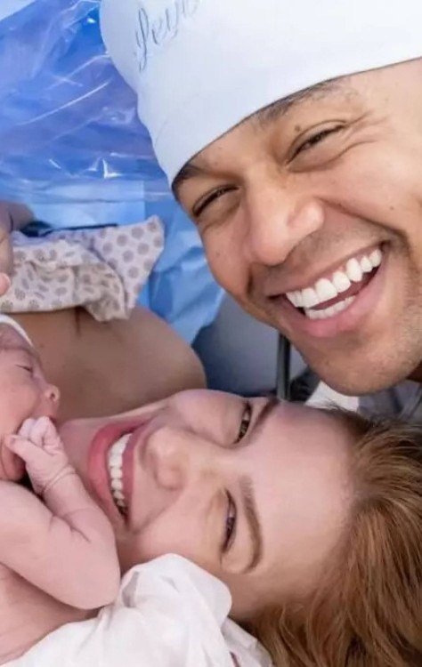 Lore Improta fala sobre vida íntima com Léo Santana após nascimento de filho - (crédito: Observatorio dos Famosos) Lore Improta fala sobre vida íntima com Léo Santana após nascimento de filho - (crédito: Observatorio dos Famosos)