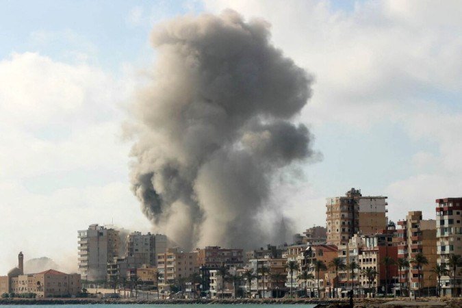 Exército israelense reivindica ataque no sul do Líbano
- (crédito: Foto: Kawnat Haju / AFP) Exército israelense reivindica ataque no sul do Líbano
- (crédito: Foto: Kawnat Haju / AFP)