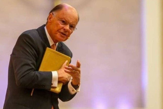 Edir Macedo, líder da Igreja Universal e empresário, é o principal nome por trás do conglomerado alvo da operação da Polícia Federal. - (crédito: Reproduão/Facebook) Edir Macedo, líder da Igreja Universal e empresário, é o principal nome por trás do conglomerado alvo da operação da Polícia Federal. - (crédito: Reproduão/Facebook)