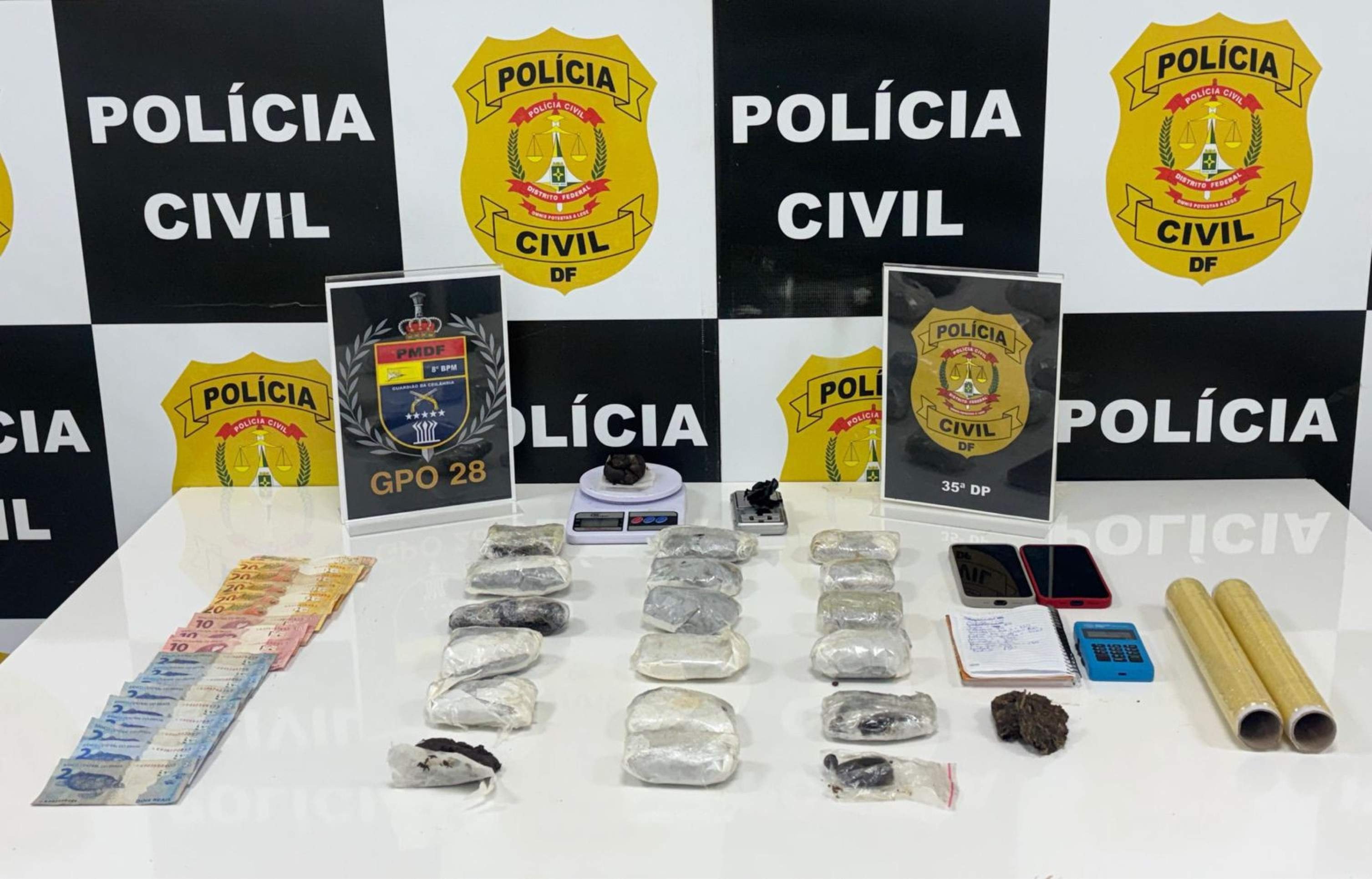 Casal que oferecia delivery de drogas é preso em Ceilândia