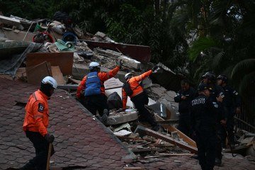 "Foi aterrorizante", conta moradora de Caracas ao citar o duplo terremoto - Juan BARRETO / AFP