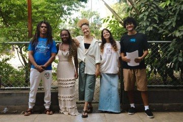 Promovida pelo coletivo Pedagoginga, a ação tem como objetivo descentralizar o acesso à cultura do Plano Piloto e fortalecer a formação profissional nas periferias do Distrito Federal, articulando conhecimentos tradicionais, linguagens artísticas e mídias digitais - (crédito: Foto: Rita Brilhante - Pedagoginga ) Promovida pelo coletivo Pedagoginga, a ação tem como objetivo descentralizar o acesso à cultura do Plano Piloto e fortalecer a formação profissional nas periferias do Distrito Federal, articulando conhecimentos tradicionais, linguagens artísticas e mídias digitais - (crédito: Foto: Rita Brilhante - Pedagoginga )