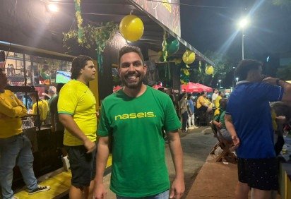 Jomilton Júnior, proprietário do Bar Na Seis, 38 anos e morador do Guará -  (crédito: Rafael Lins/ CB D.A.Press) -Jomilton Júnior, proprietário do Bar Na Seis, 38 anos e morador do Guará -  (crédito: Rafael Lins/ CB D.A.Press)