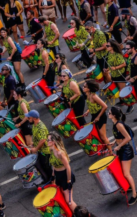 Batukenjé Orquestrado: Percussão Itinerante no DF  -  (crédito: Divulgação )