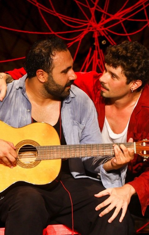  'Os nós desafinados' com Rafael Salmona e Lucca Marques -  (crédito: Michael Melo)