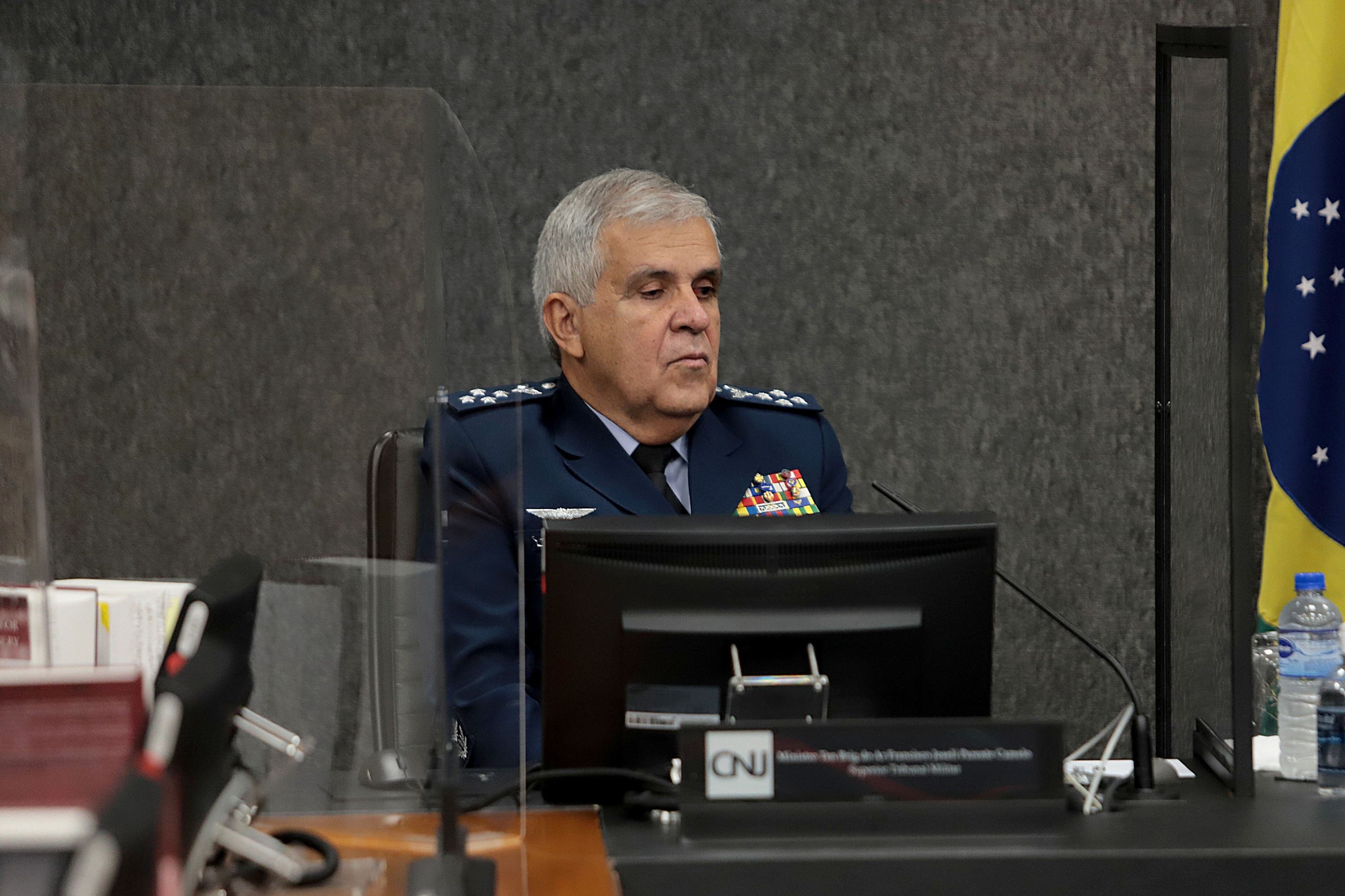STM rejeita por unanimidade recurso de Bolsonaro contra ministro do Tribunal