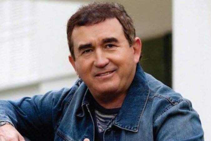 Palco desaba em show de Amado Batista e fãs ficam feridos - (crédito: Reprodução/Instagram) Palco desaba em show de Amado Batista e fãs ficam feridos - (crédito: Reprodução/Instagram)
