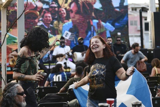 O clima de copa atraiu a família Mac Cord, de origem escocesa