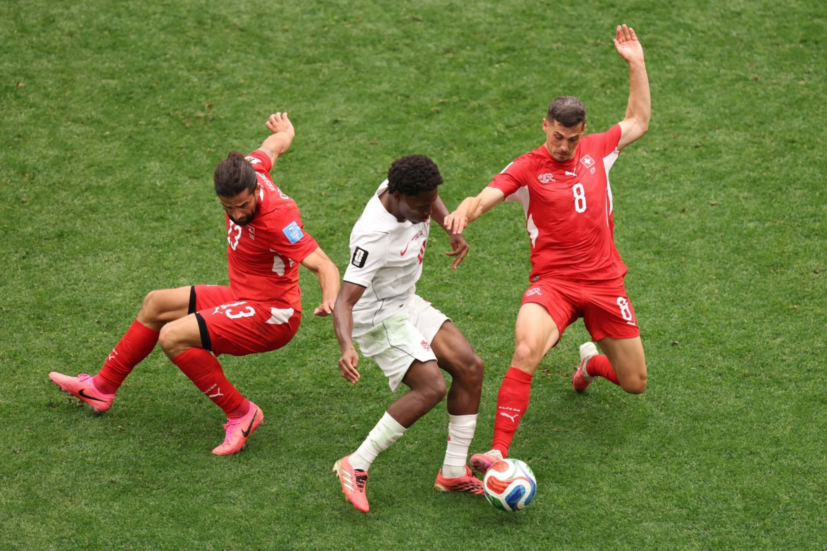 Jogo Su&iacute;&ccedil;a e Canad&aacute;