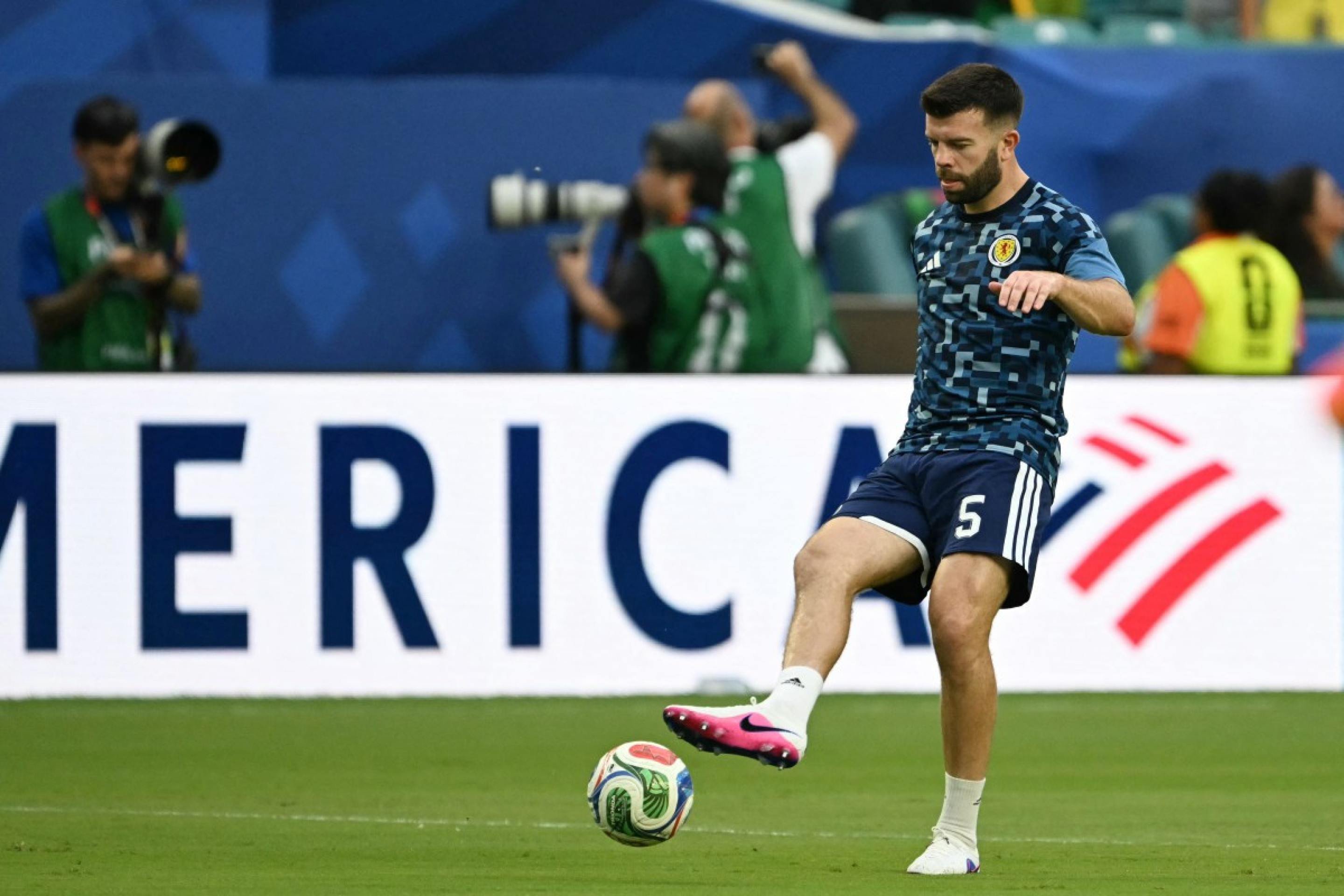 Jogo Brasil contra Esc&oacute;cia