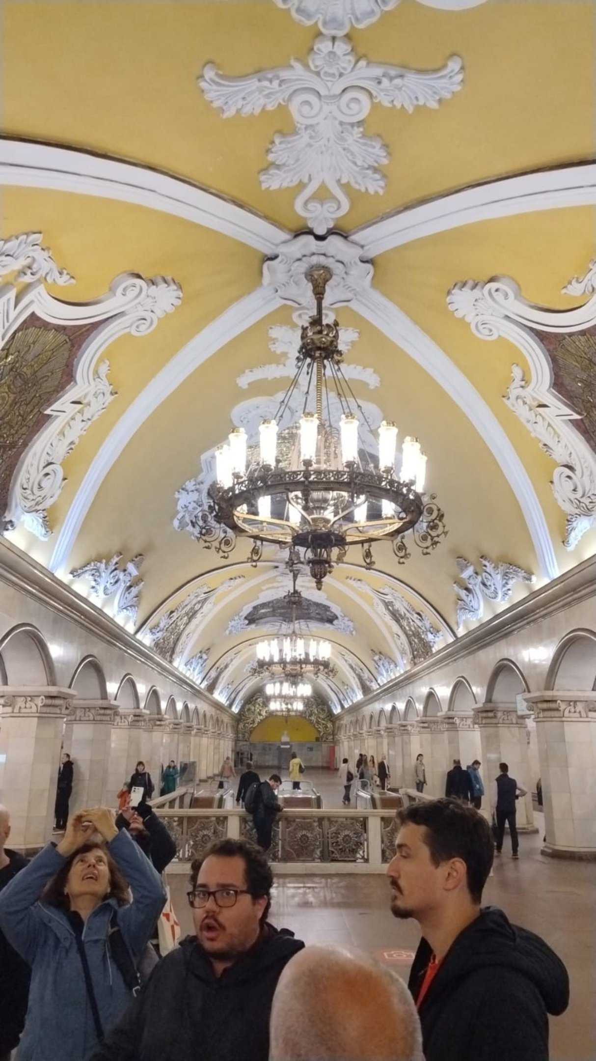 Esta&ccedil;&atilde;o  Kievskaya do Metr&ocirc; de Moscou. Inaugurado em 1935, foi constru&iacute;do para ser o 