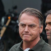 A apreensão da arma pode precipitar o retorno do ex-presidente ao sistema prisional comum  -  (crédito: Fabio Rodrigues-Pozzebom/ Agência Brasil)