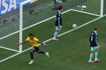 Plata marca no fim e Equador vira sobre a Alemanha        -  (crédito:  TIMOTHY A. CLARY / AFP)