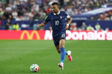 Mbapp&eacute; merece Bola de Ouro em 2026, opina Mourinho
       -  (crédito: Franck Fife/AFP)