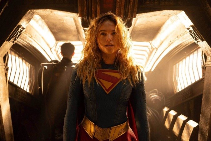 Baseado em graphic novel 
Supergirl traz roteiro de Ana Nogueira 