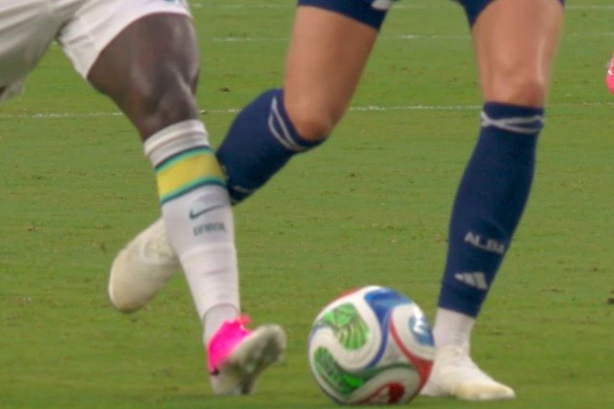 Lance do gol anulado