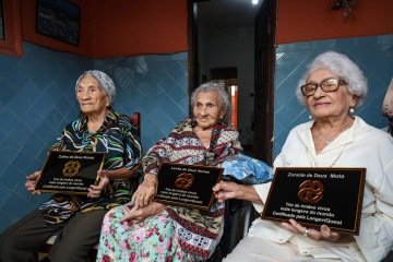 Guinness reconhece irmãs do Rio como trio mais longevo do mundo -  (crédito: ALINE MASSUCA/LongeviQuest)